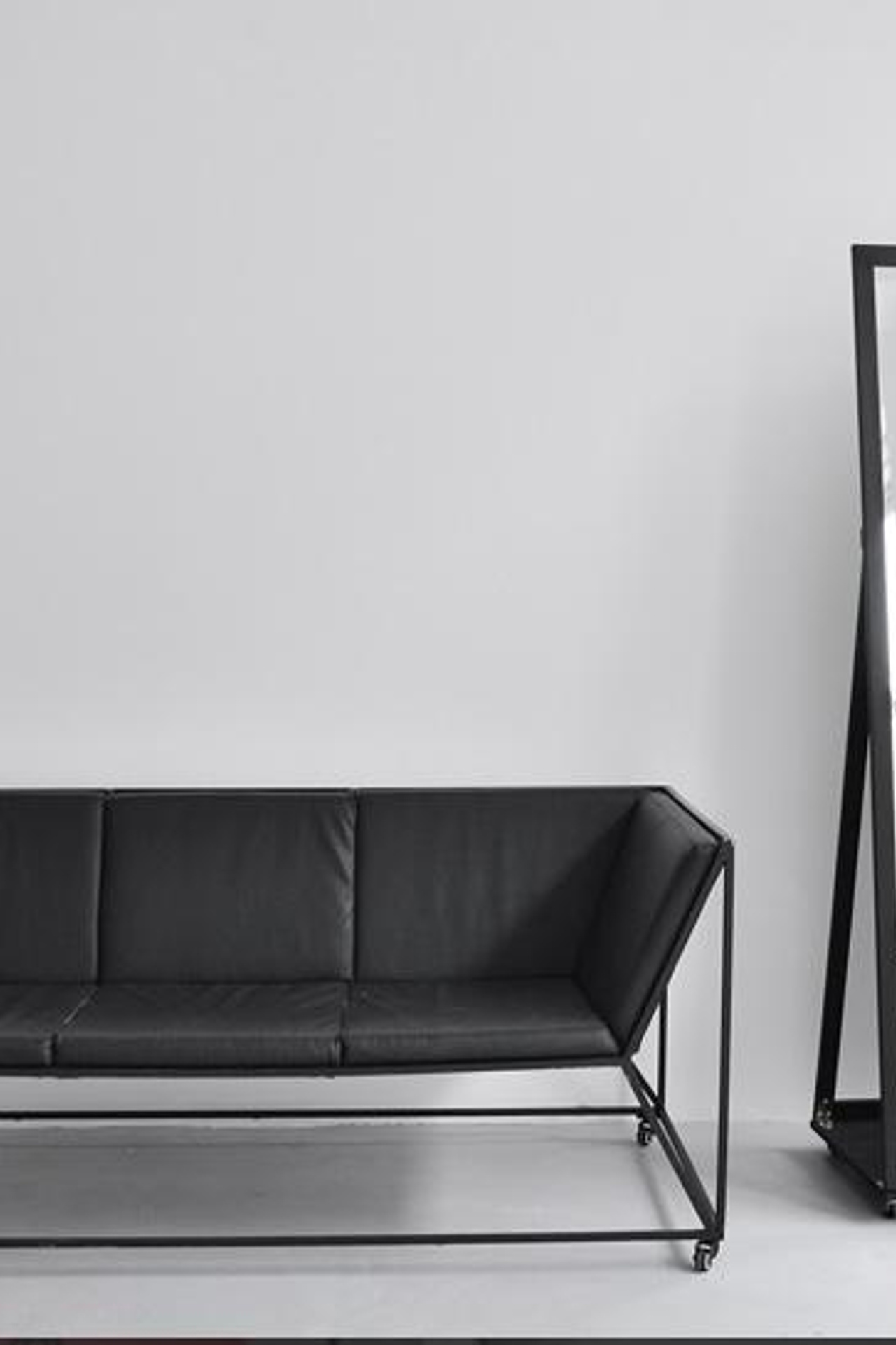 Студия Cross-studio Monday для предметной съемки Москва | Sale Easy