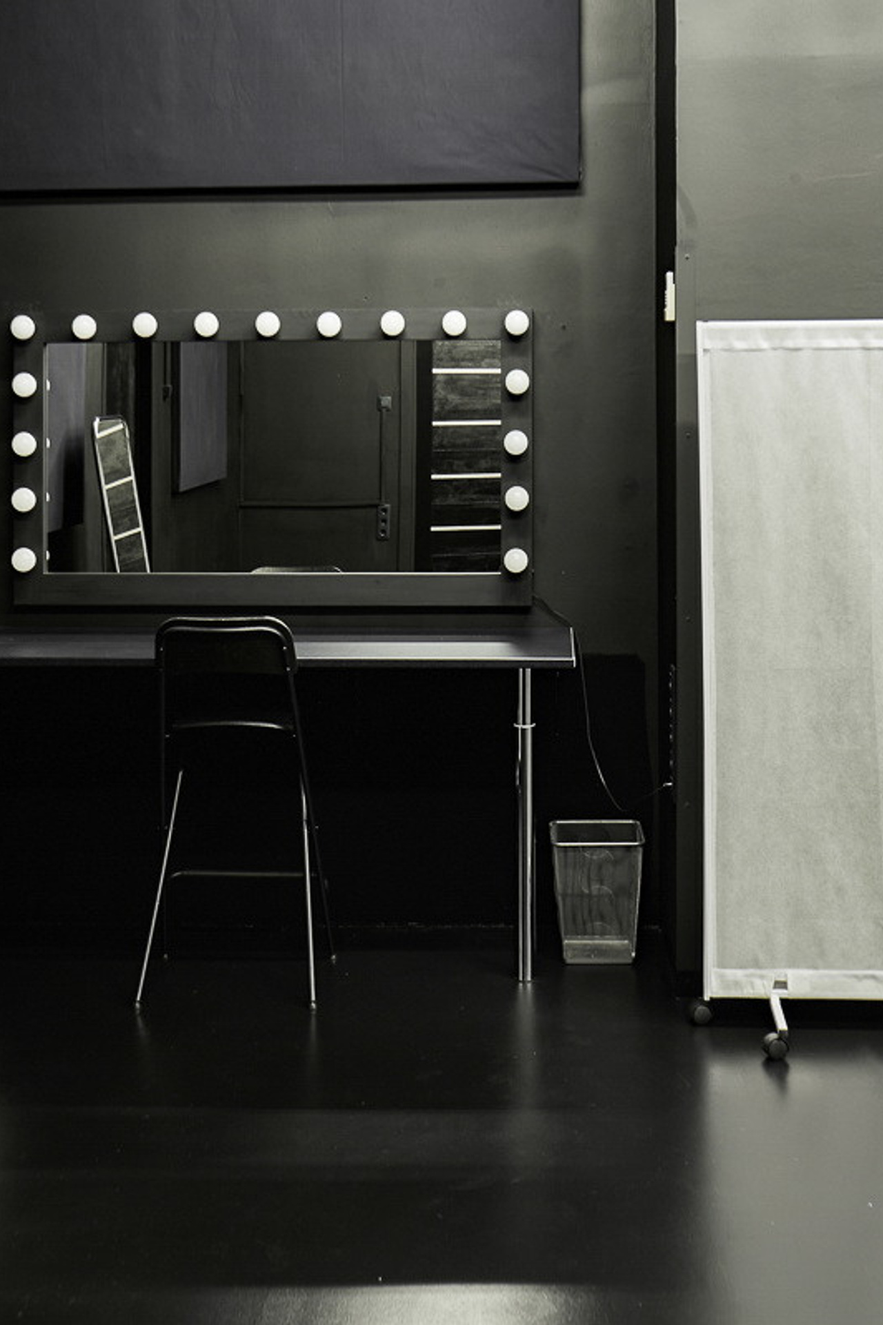 Студия Fotofabrika Коралл для предметной съемки Москва | Sale Easy