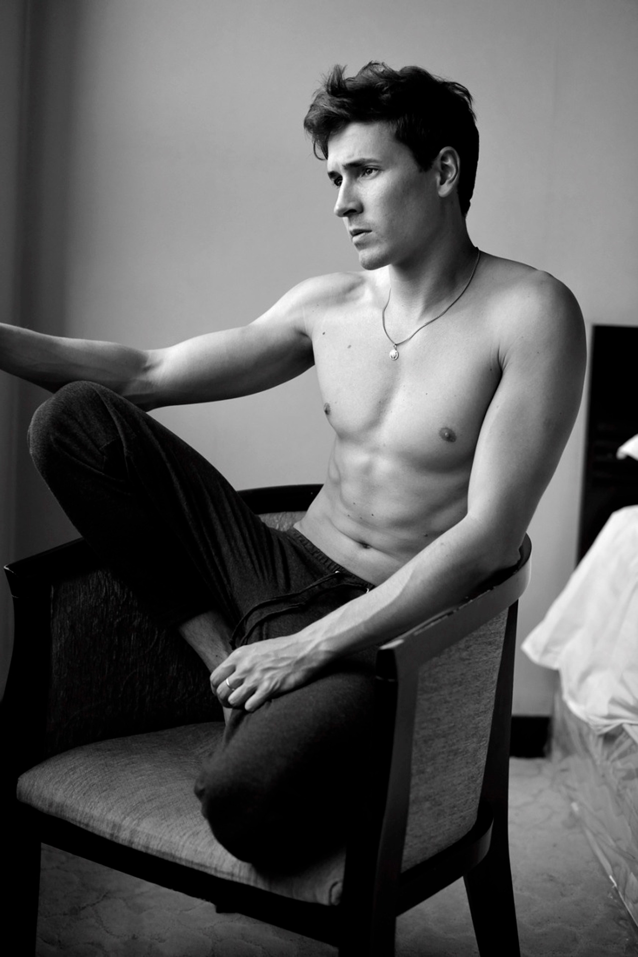 Модель для предметной съемки Камиль АА Москва | Sale Easy