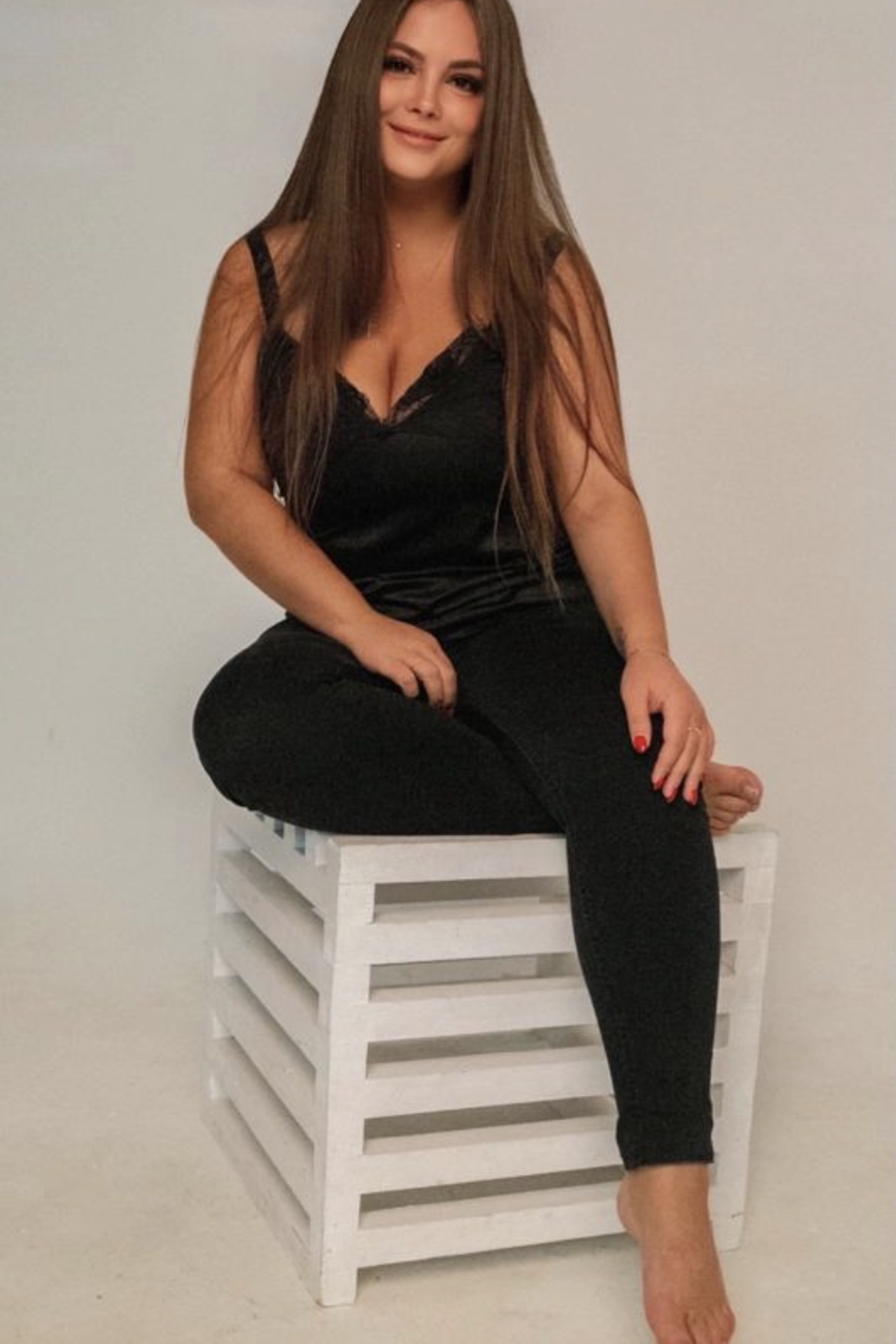 Модель plus size для предметной съемки Анастасия Д.Москва | Sale Easy