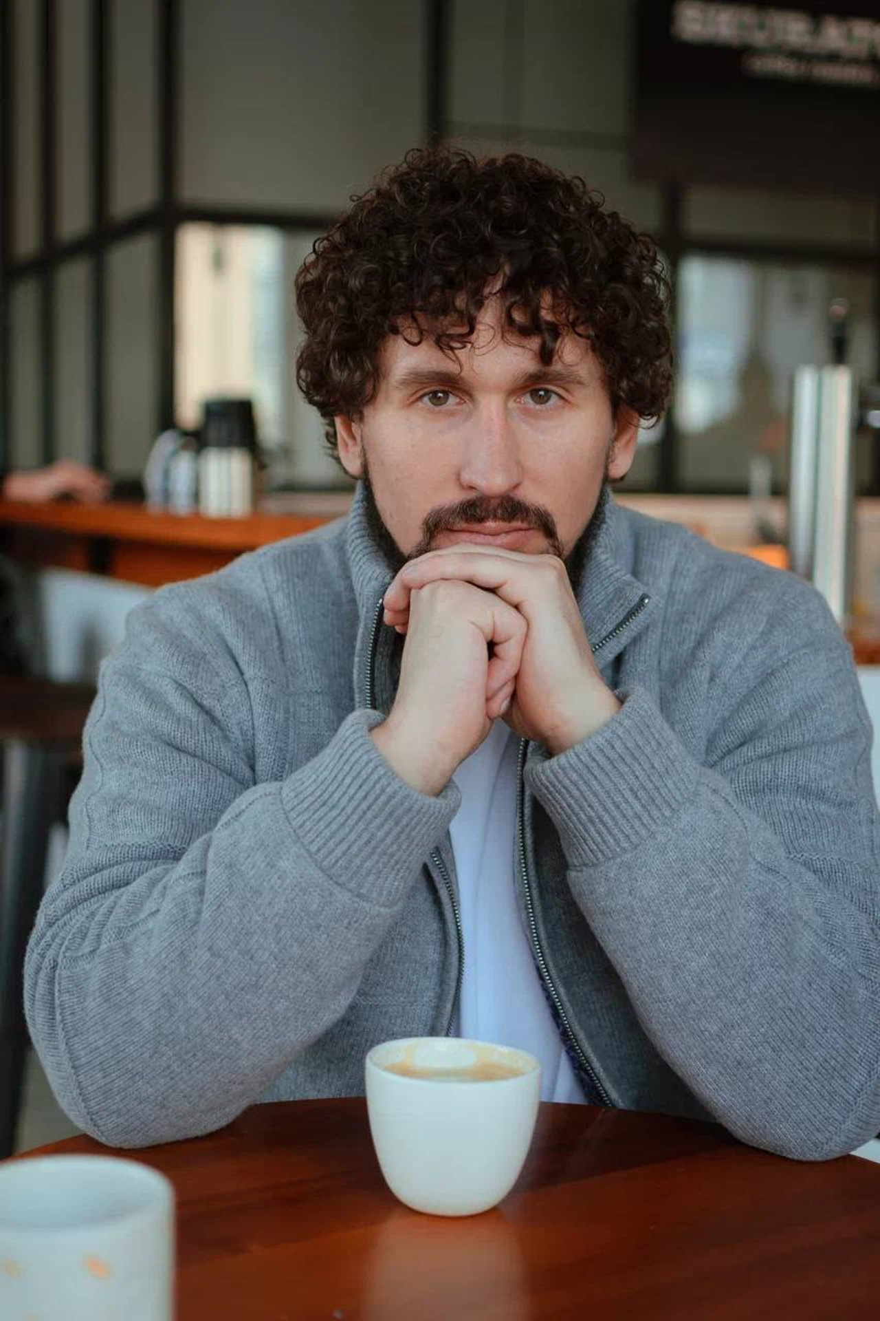 Модель для съемки для интернет магазинов Павел Москва | Sale Easy