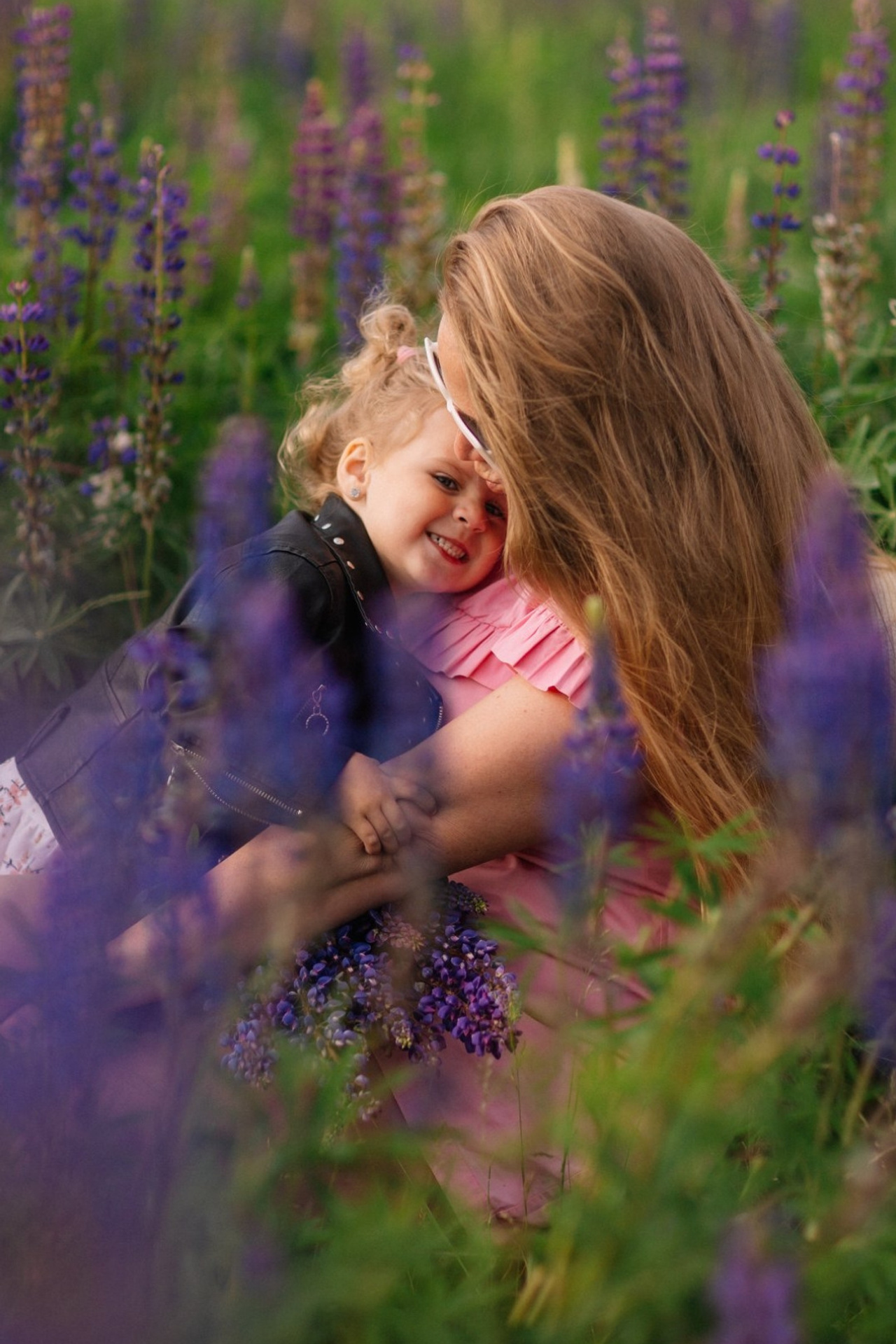 Модель девочка для предметной съемки Мирослава Казань| Sale Easy