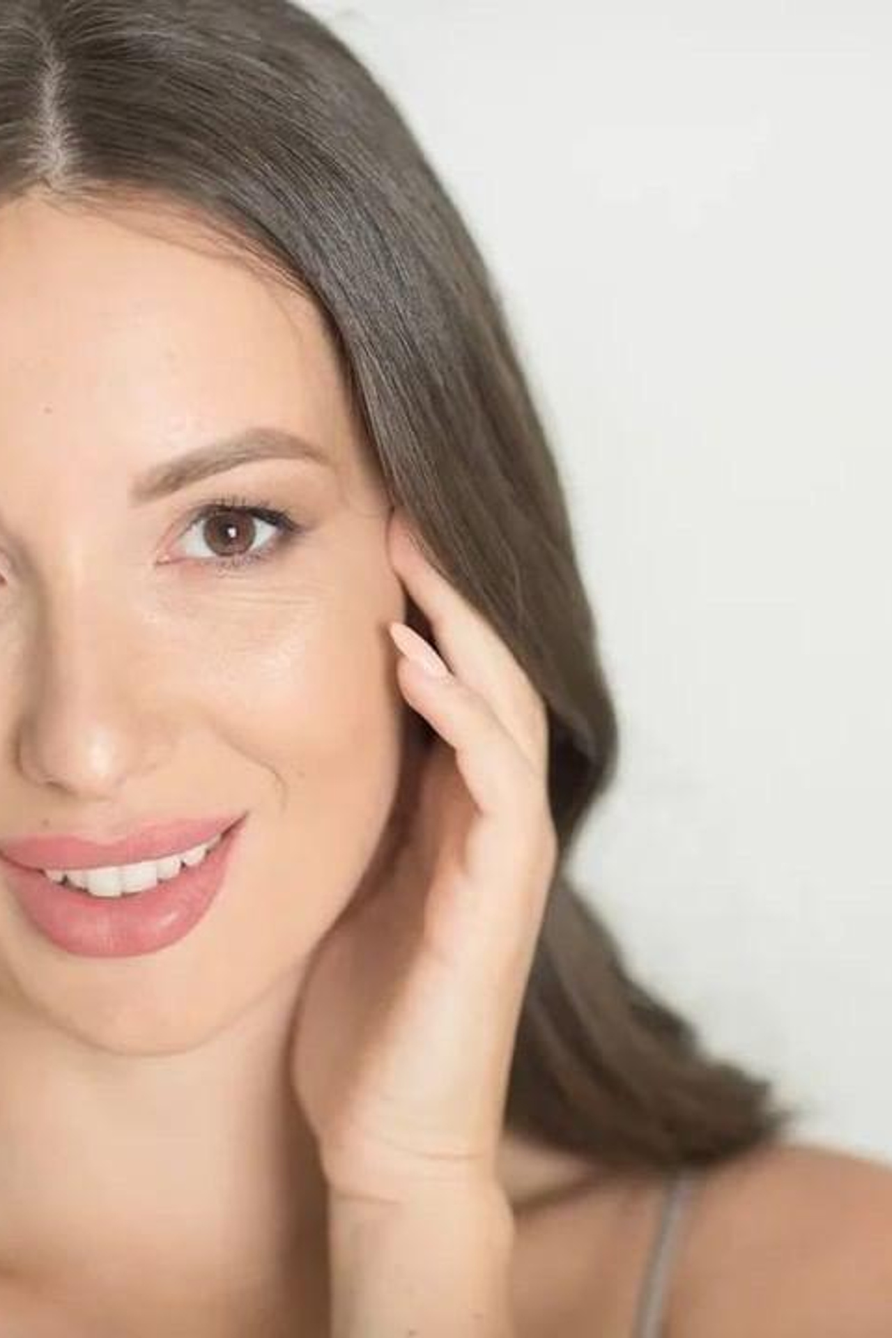 Модель для предметной съемки Юлия 9 Н.Новгород | Sale Easy