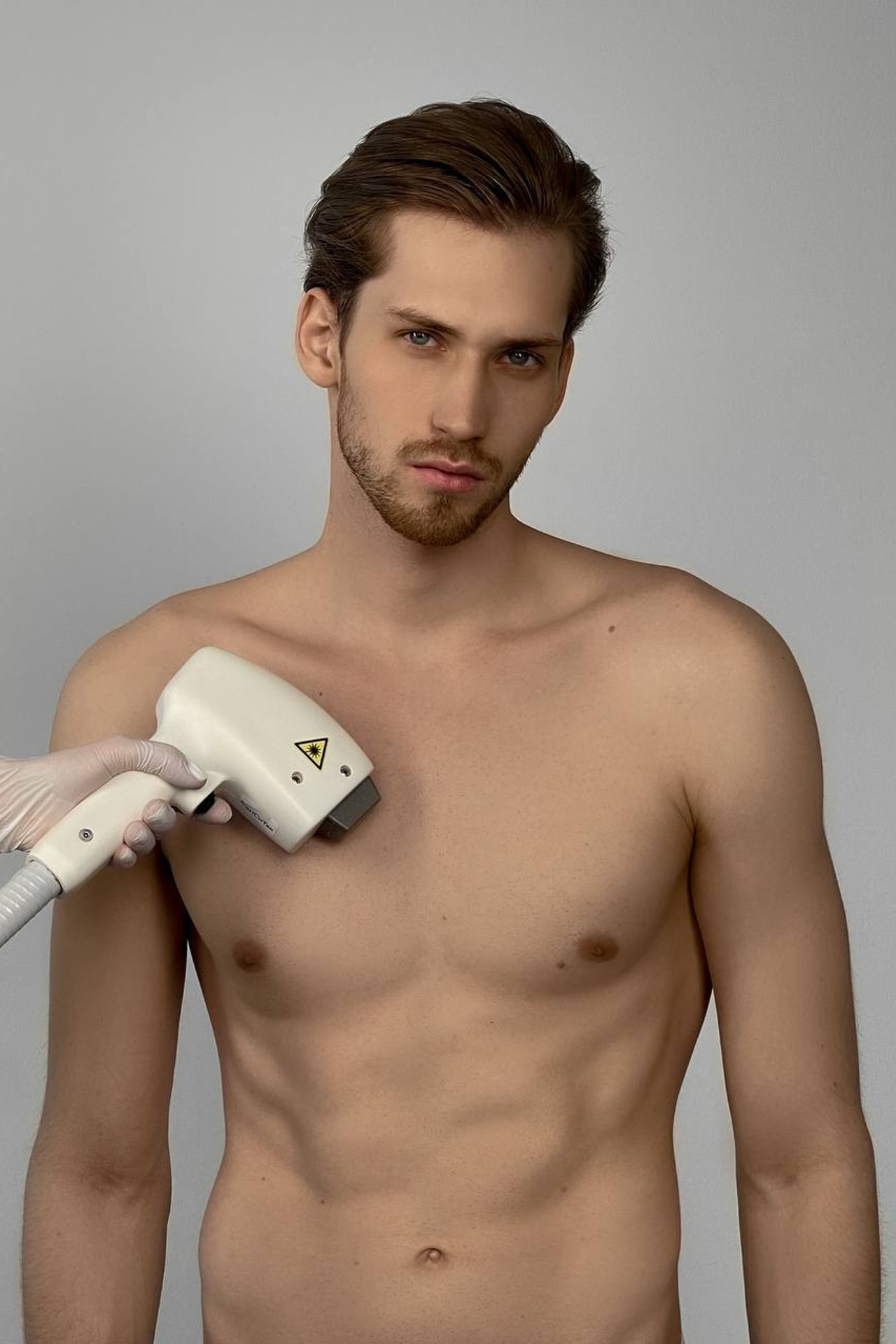 Модель для предметной съемки Михаил Г. Москва | Sale Easy