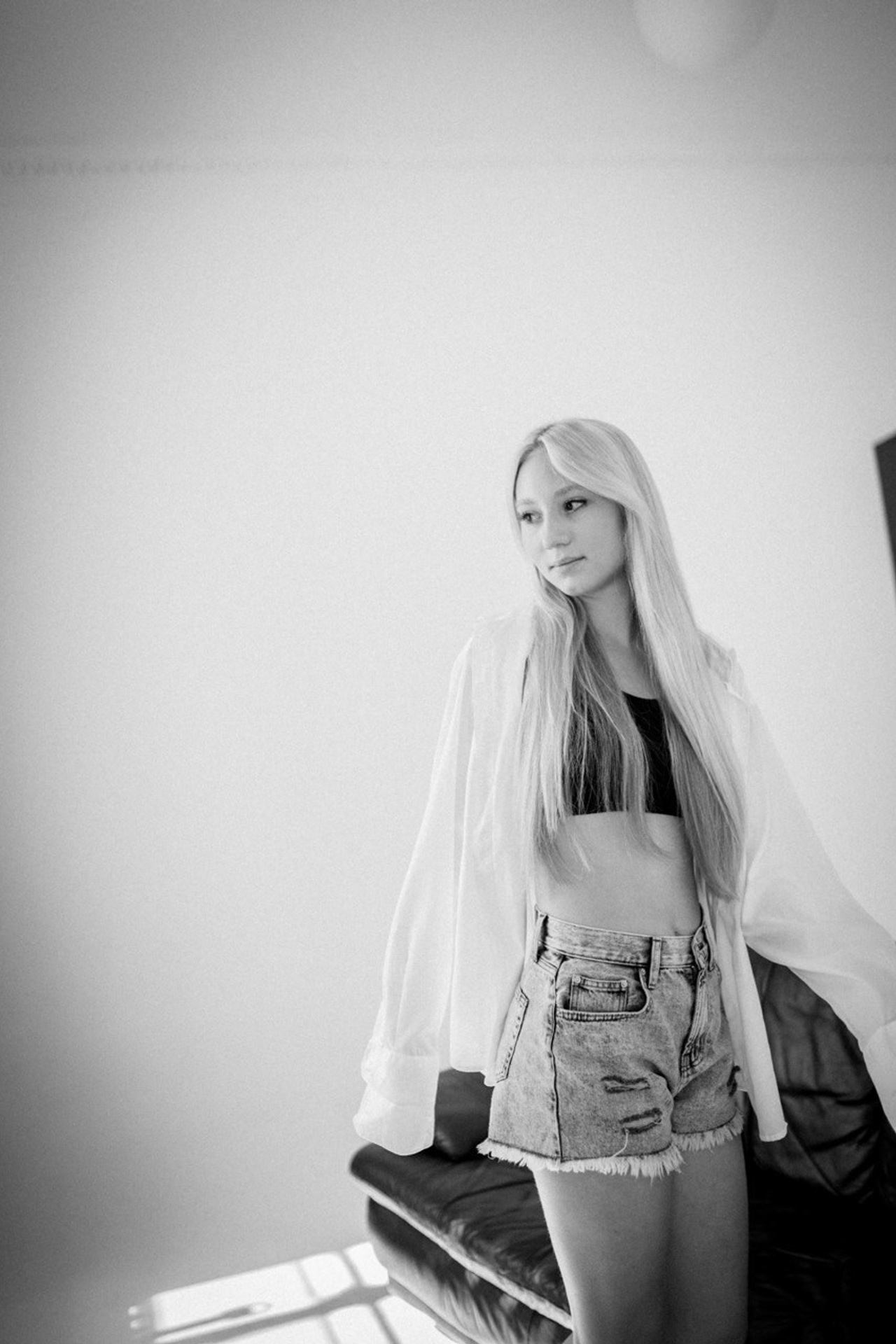 Модель для предметной съемки Юлия Ц. Н.Н.| Sale Easy