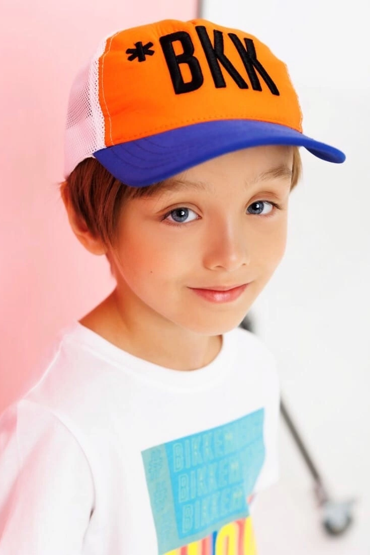 Модель мальчик для предметной съемки Лев Казань| Sale Easy