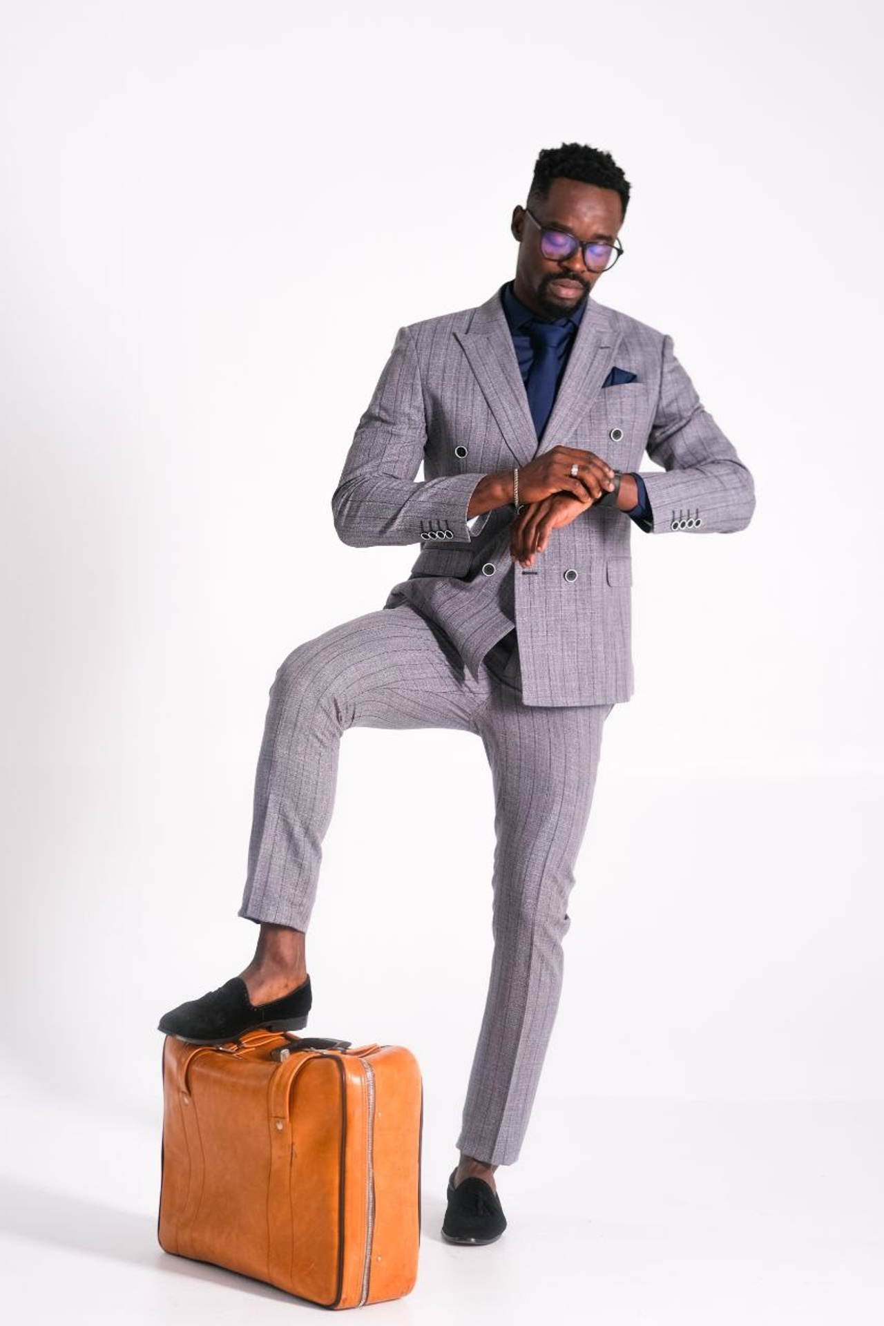 Модель для предметной съемки Кристиан Казань| Sale Easy