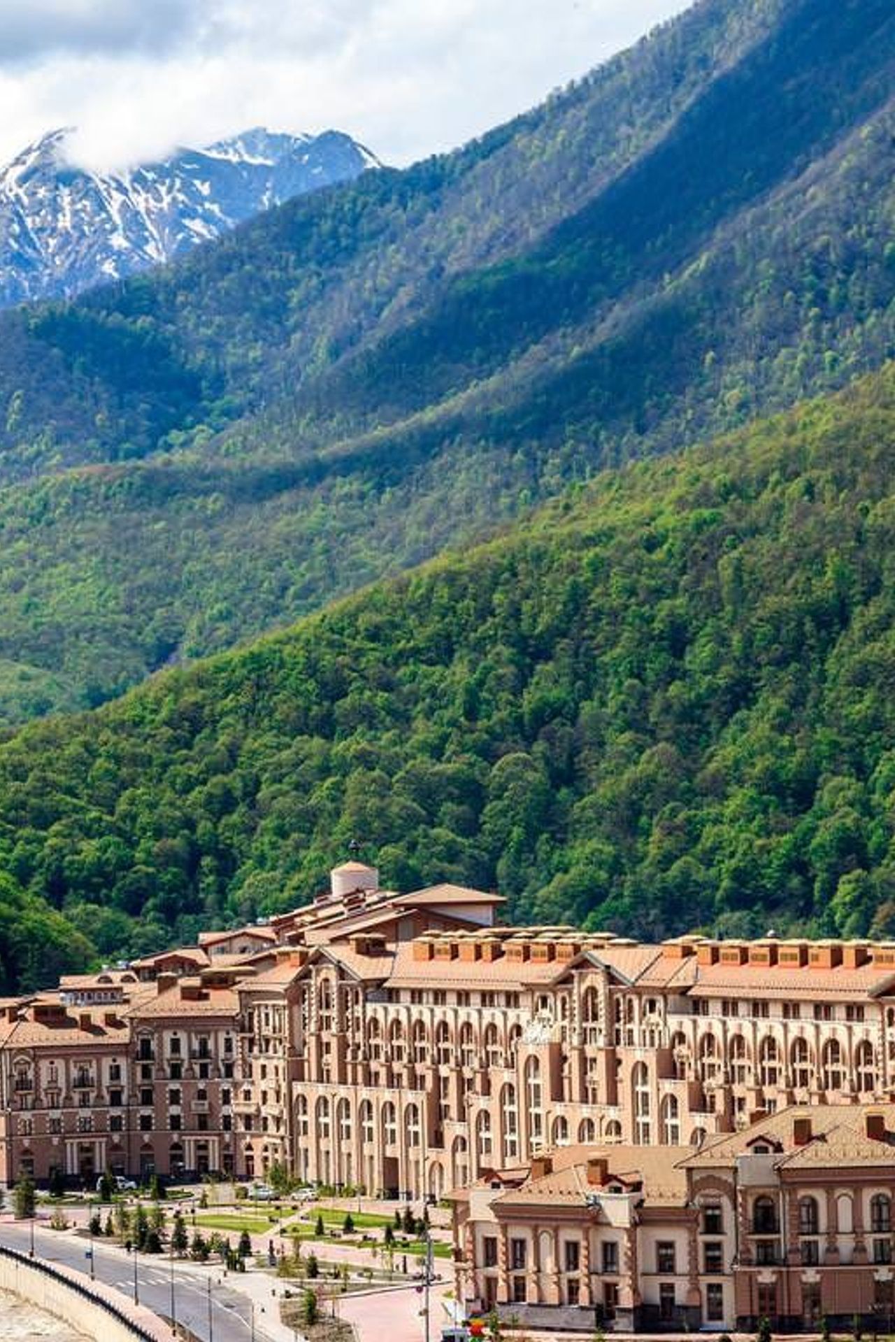 Локация Красная Поляна — Горки Город для предм. съемки Сочи|Sale Easy