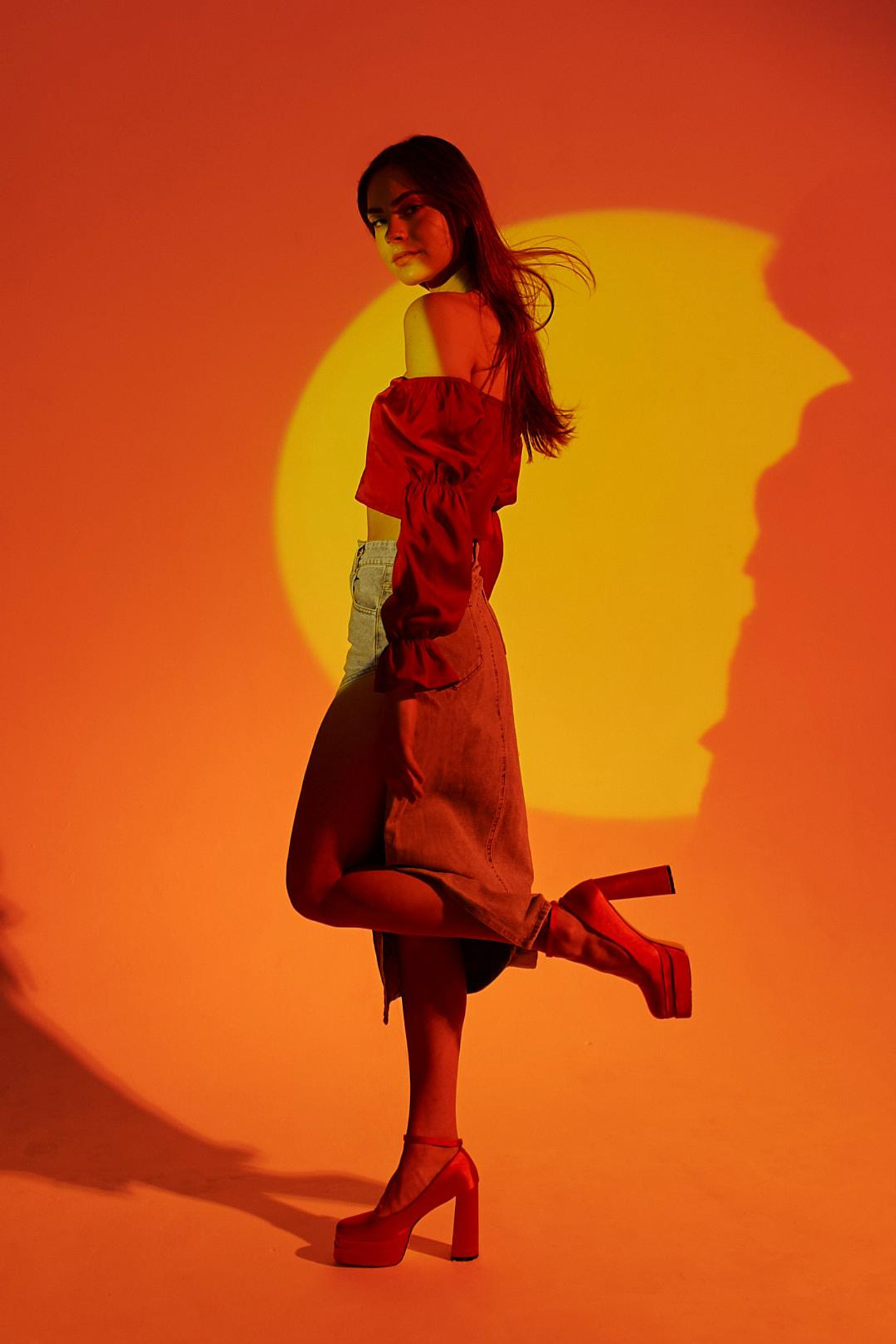 Модель для предметной съемки Рада Н.Новгород | Sale Easy