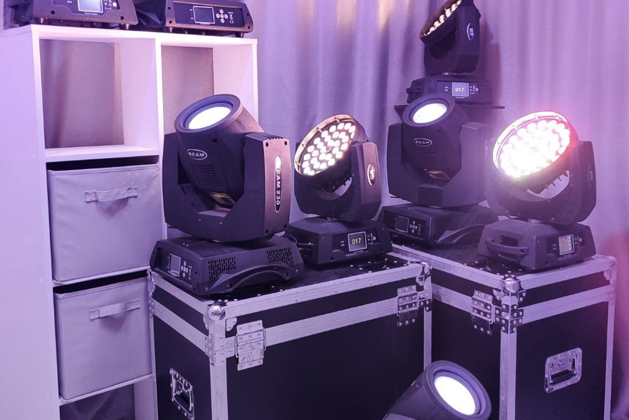 Световые головы