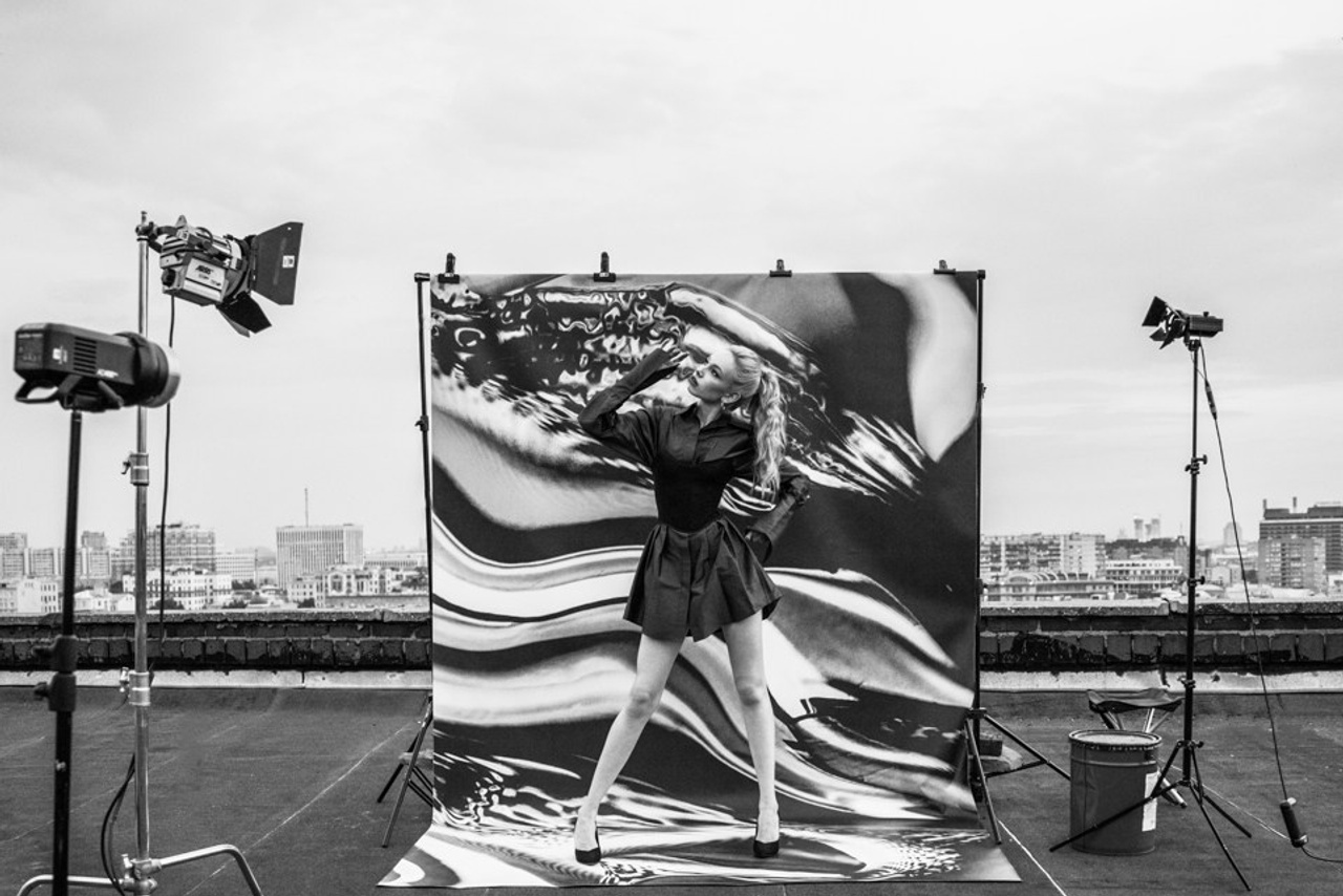 Night Roofs and Above