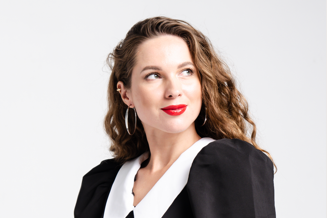 Юля. Студийная съемка