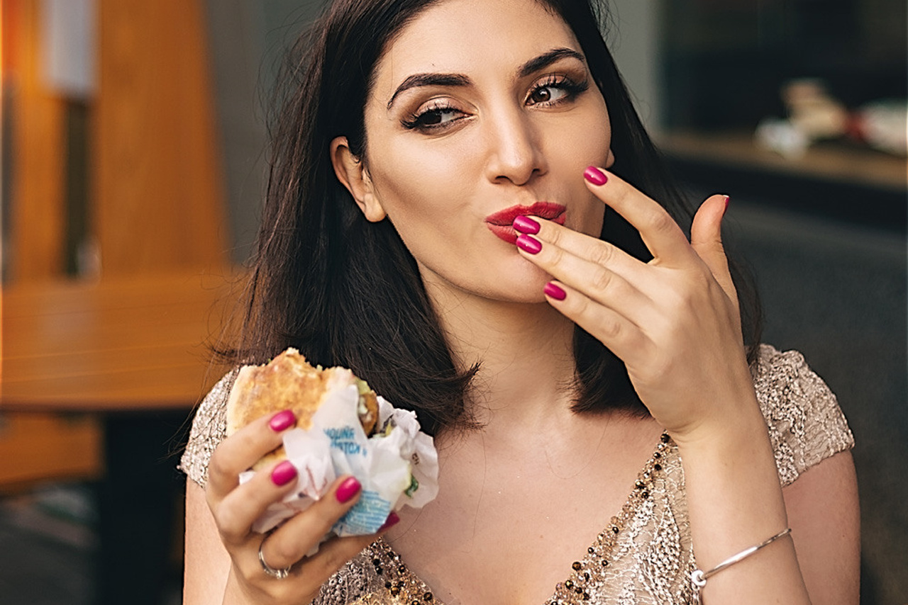 Мадина, mcdonalds