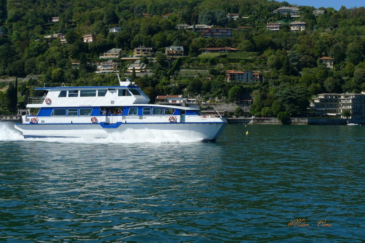 Италия. Милан 2012 г. Улица, люди, жизнь…