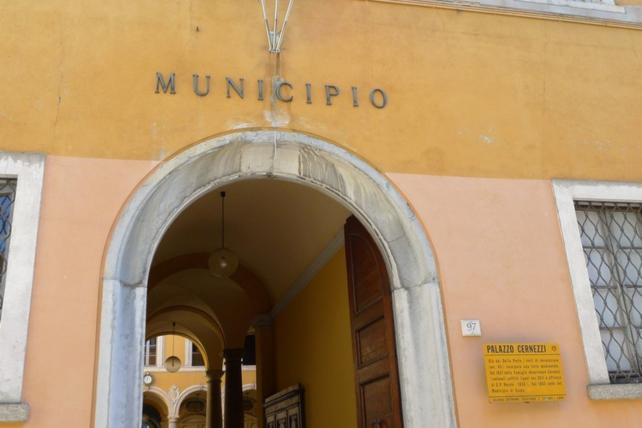 Италия. Милан 2012 г. Улица, люди, жизнь…