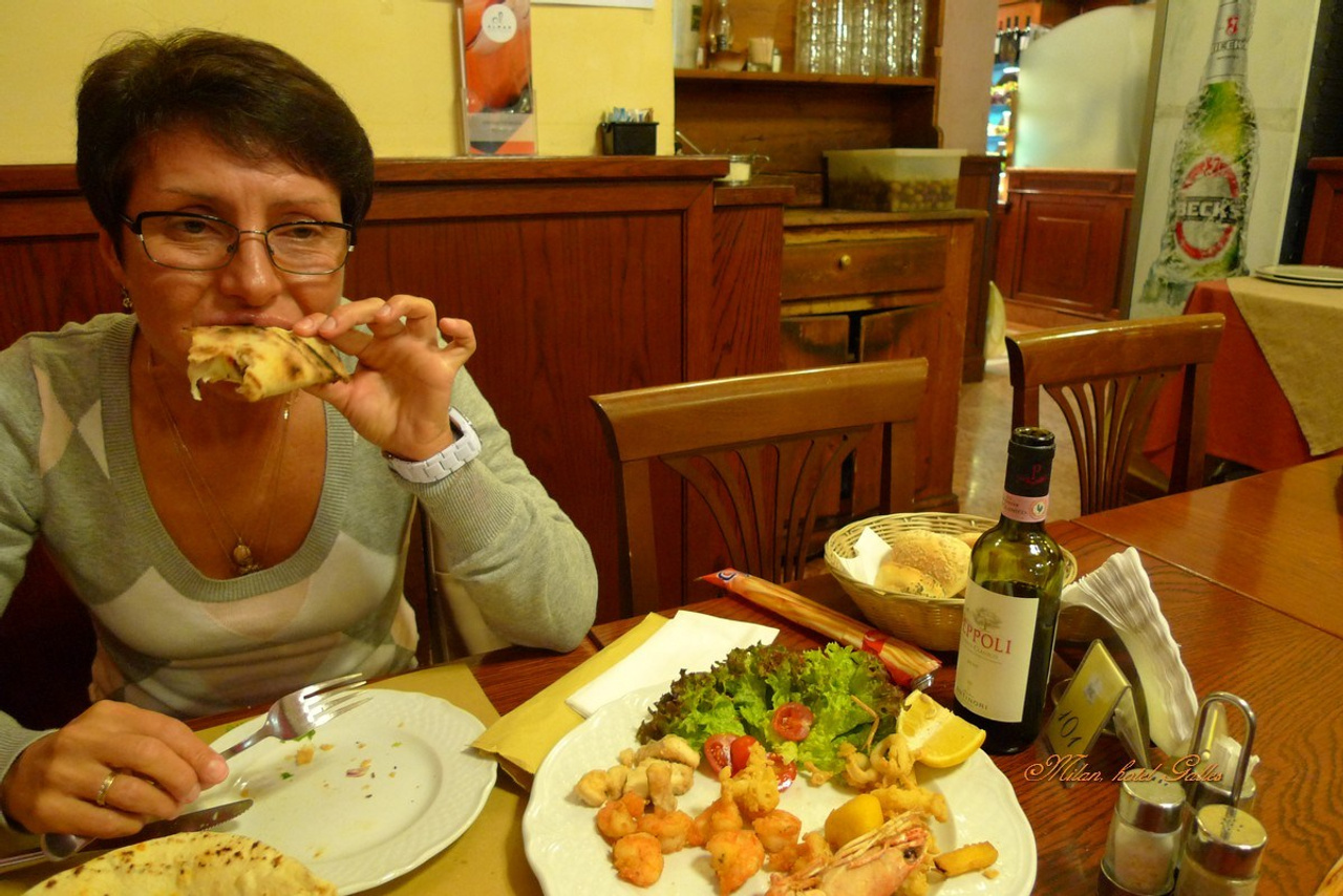 Италия. Милан 2012 г. Улица, люди, жизнь…