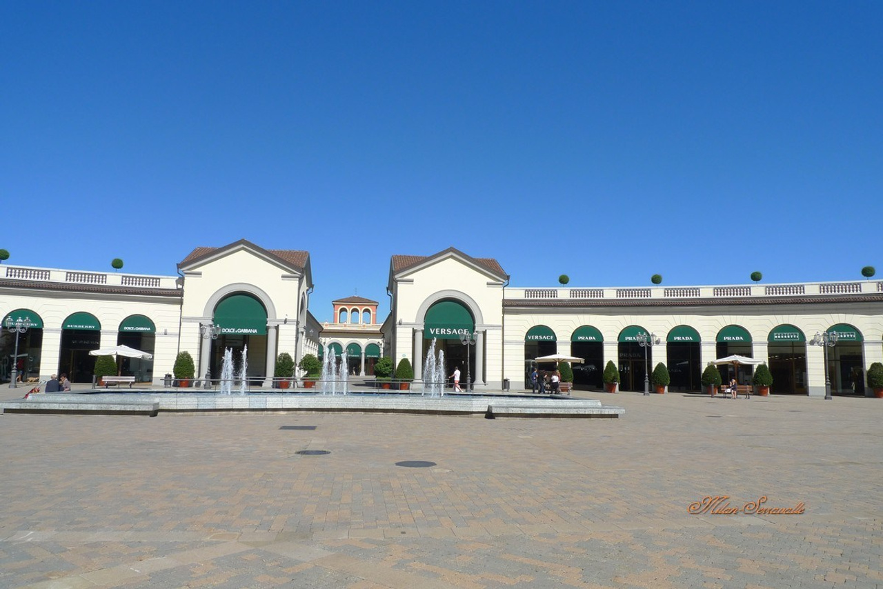 Италия. Милан 2012 г. Улица, люди, жизнь…