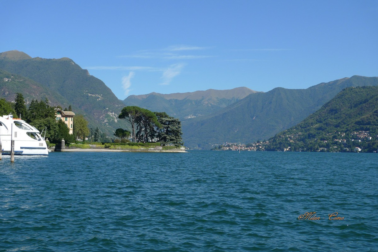 Италия. Милан 2012 г. Улица, люди, жизнь…