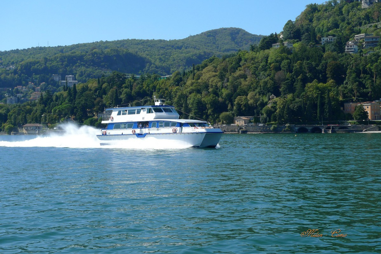 Италия. Милан 2012 г. Улица, люди, жизнь…