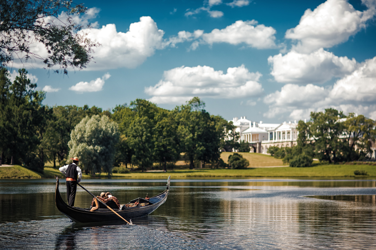 Свадьба с прогулкой на гондоле.
