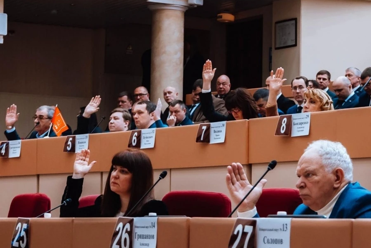 Митрополит Игнатий совершил божественную литургию в храме Всех скорбящих Радость. Саратовское Северо-Западное благочиние