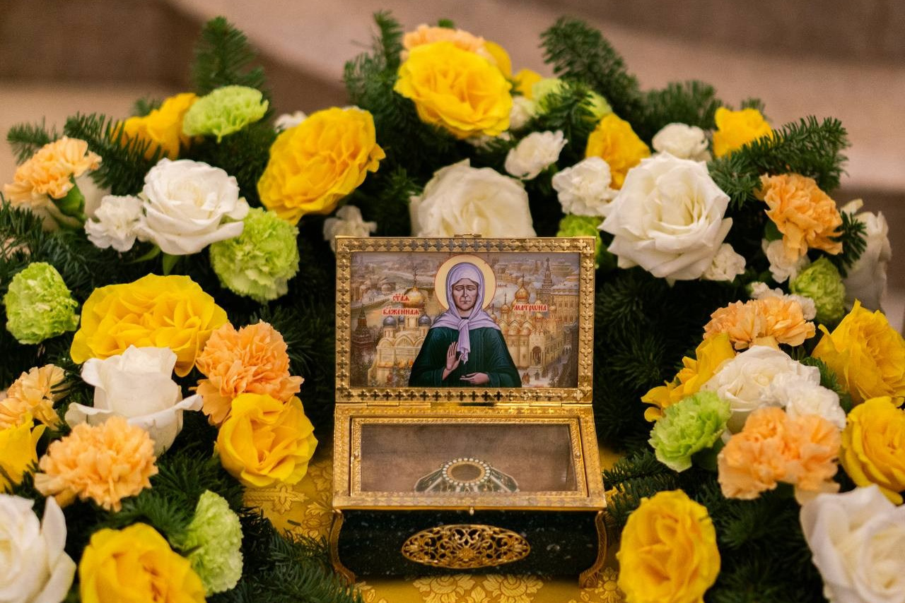 Митрополит Игнатий совершил божественную литургию в храме Всех скорбящих Радость. Саратовское Северо-Западное благочиние