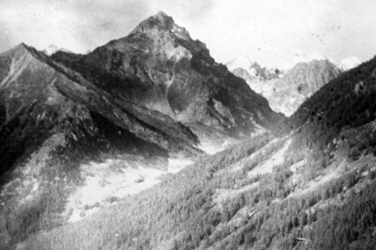 Первый поход (1962). Фотограф Эдуард Алмадаков