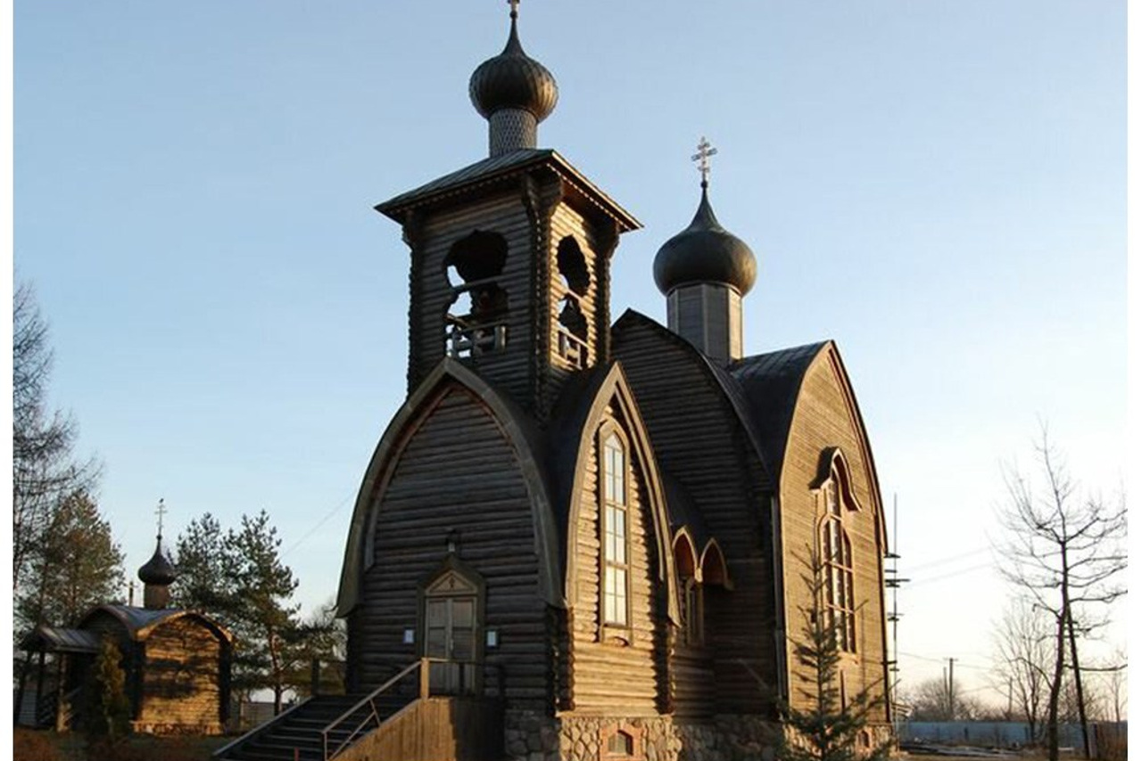 Церковь Воскресения Христова в Суйде