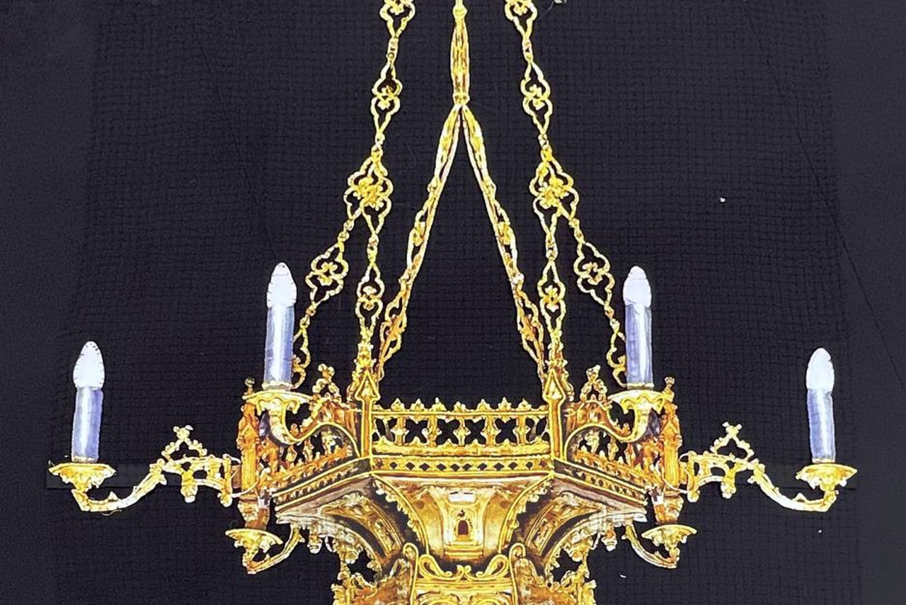 Объемная и прорезная аппликация на театральных декорациях. История занавеса. Превращаем идею в технологию