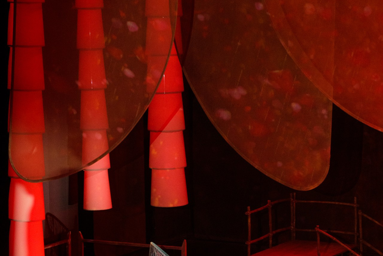 Декорации для оперы «Мадам Баттерфляй» | Геликон Опера. История занавеса. Превращаем идею в технологию