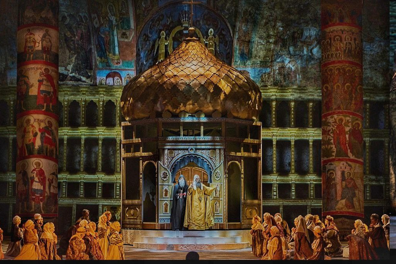 Наши работы по пошиву и росписи театральных декораций | Портфолио. История занавеса. Превращаем идею в технологию