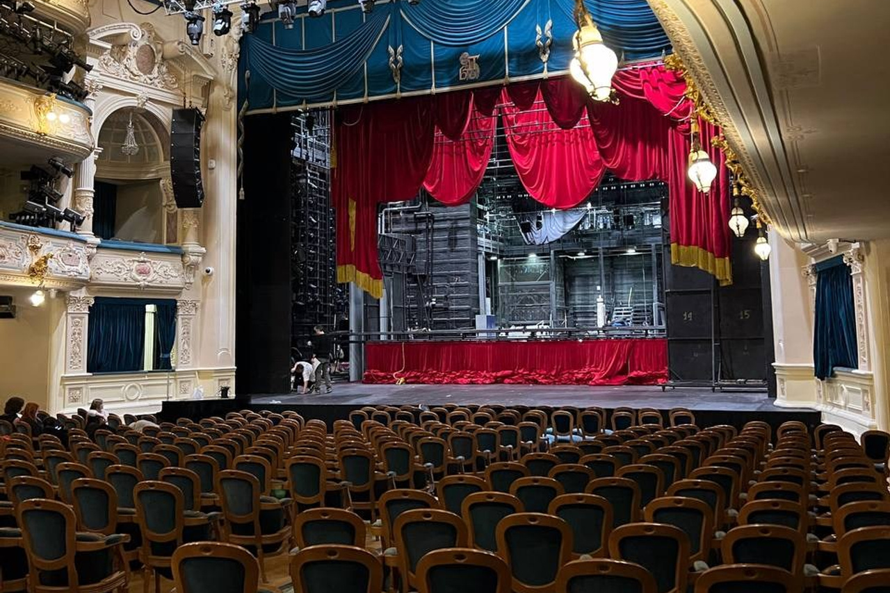 Полный цикл под ключ. История занавеса. Превращаем идею в технологию