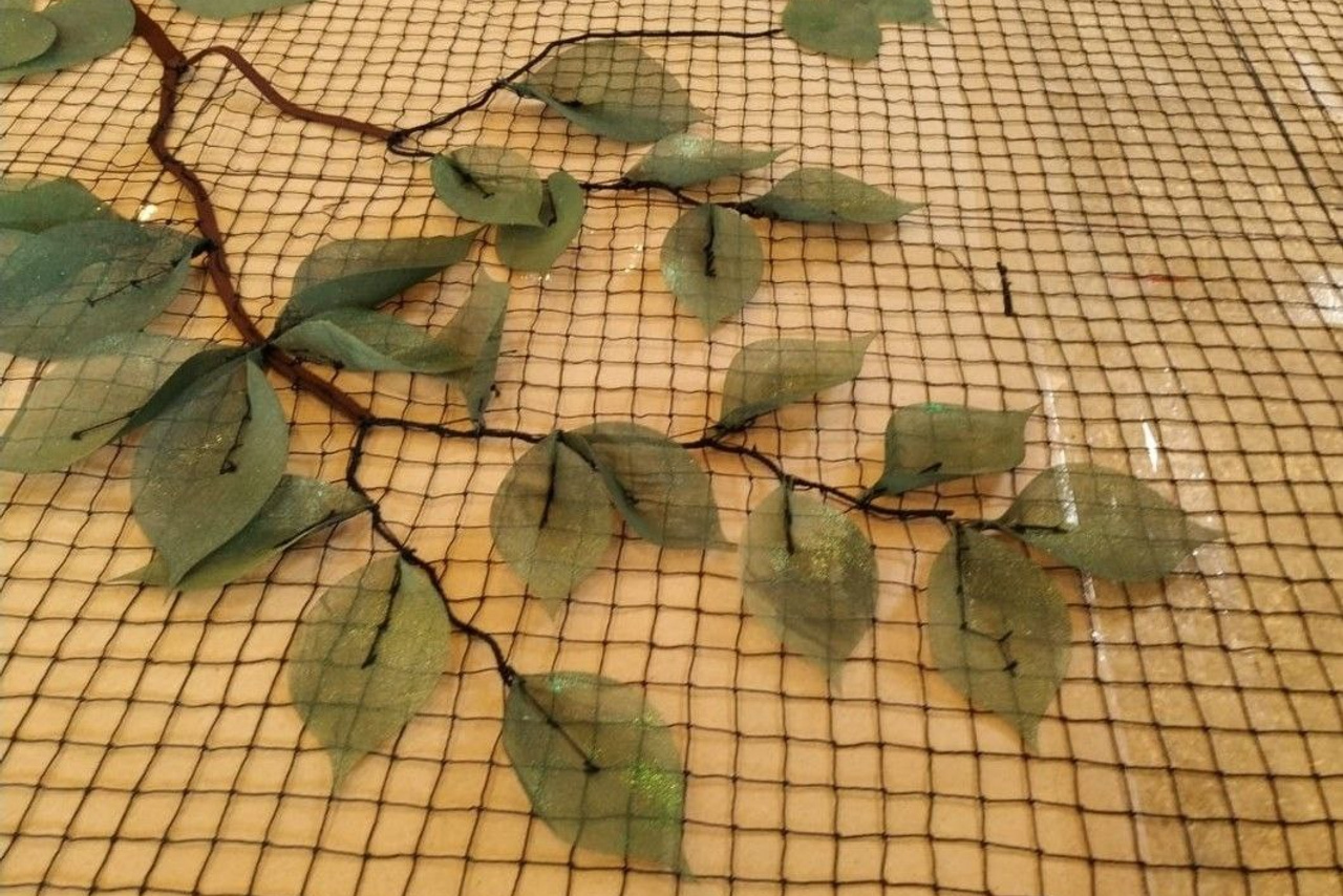 Объемная и прорезная аппликация на театральных декорациях. История занавеса. Превращаем идею в технологию