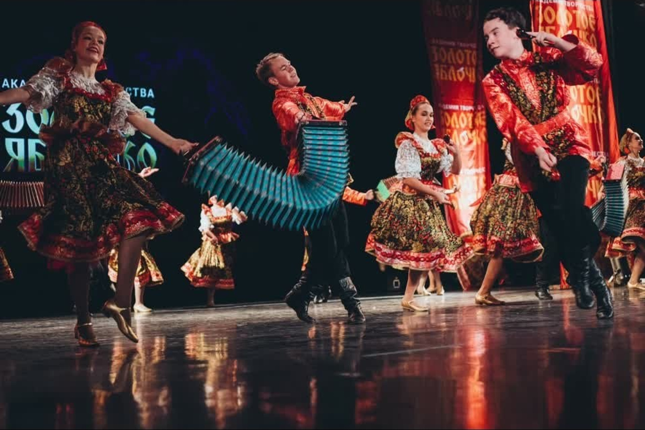 9 ноября, ролик, г. Екатеринбург