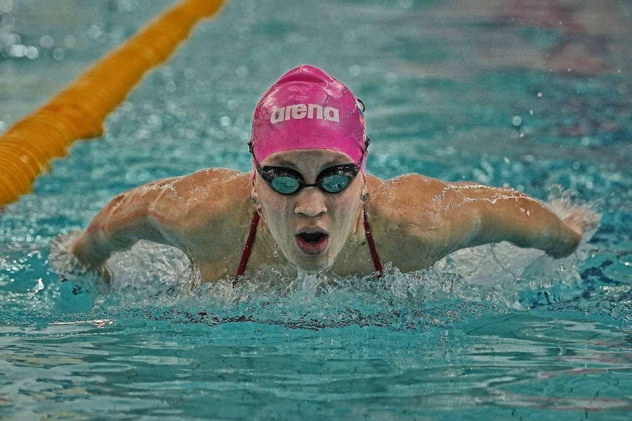 Соревнование по плаванию