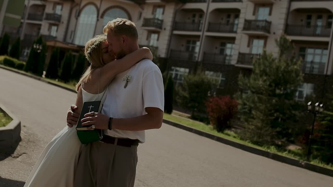 Видеограф Илья Новиков — Профессиональная видеосъемка в Москве, Санкт-Петербурге, Екатеринбурге, Калининграде. Видеограф, фотограф Илья Новиков Москва, Екатеринбург, Калининград