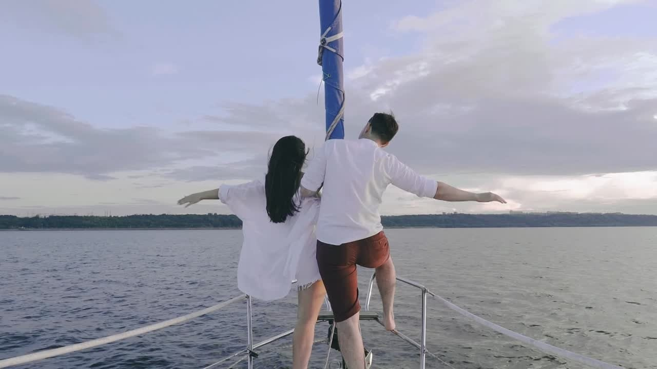 Свадебный видеограф Максим Камолин