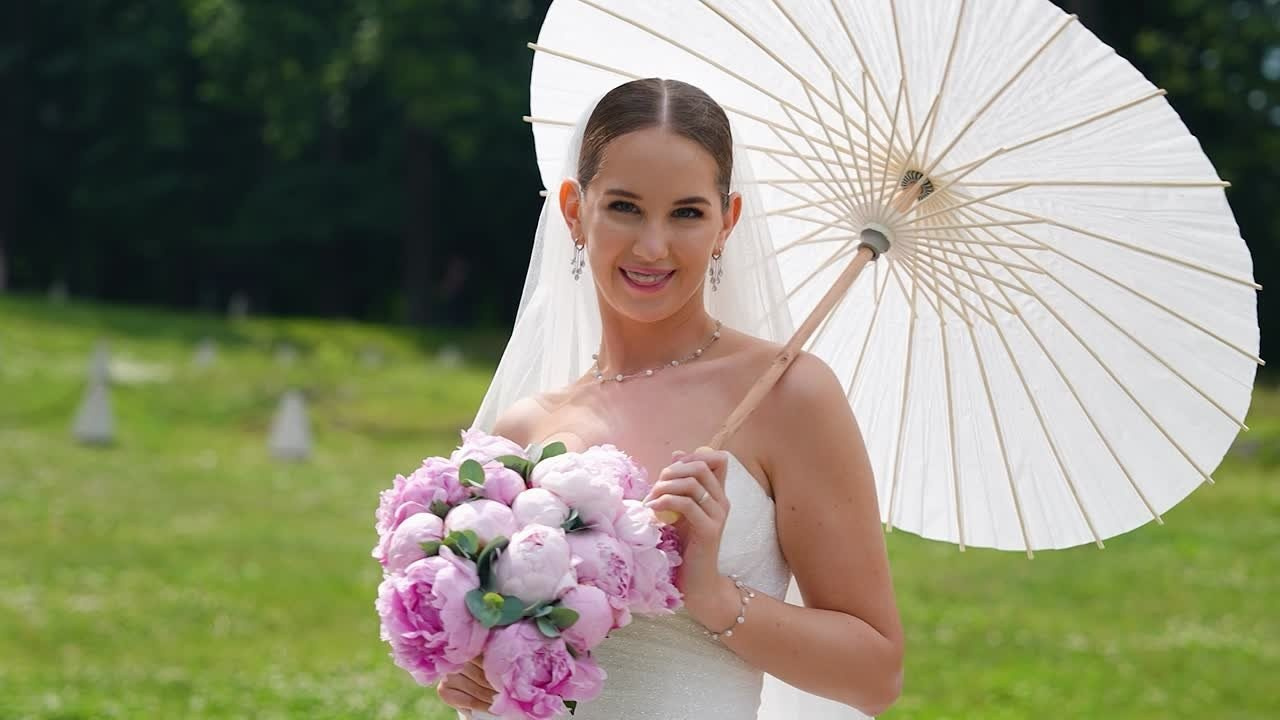 Клипы свадебные. Antonapuhtinproduction.ru