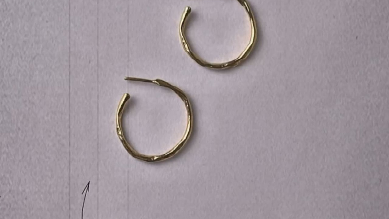 The object jewelry. Full production: photo, video, ai