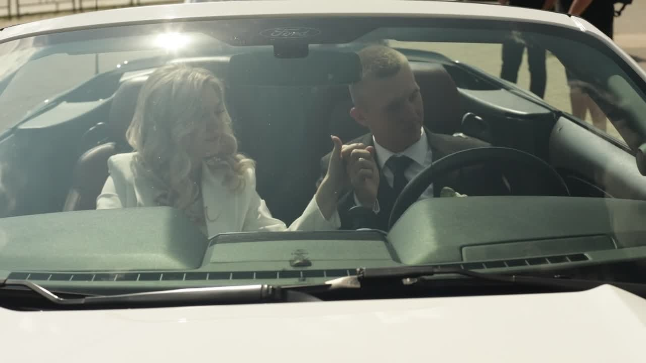 Видеоролики. Свадебный и креативный фотограф в ЮФО и МСК