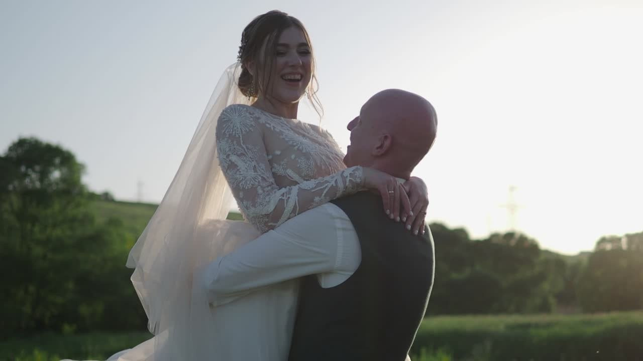 Профессиональная видеосъемка, видеограф, видеооператор. Видеосъемка МОСКВА|репортаж, клипы, документальное, видео для бизнеса!