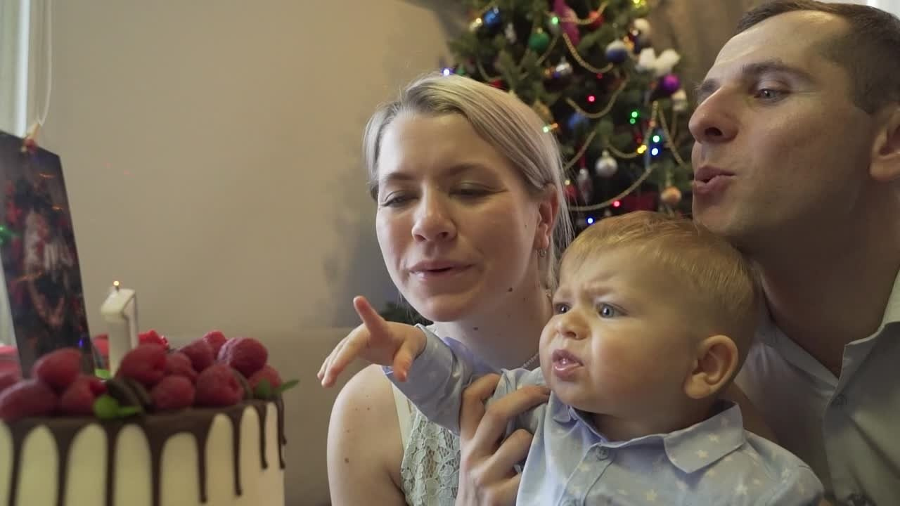 Годовасие Коленьки. Видеограф Осинина Татьяна — видеосъемка в Москве