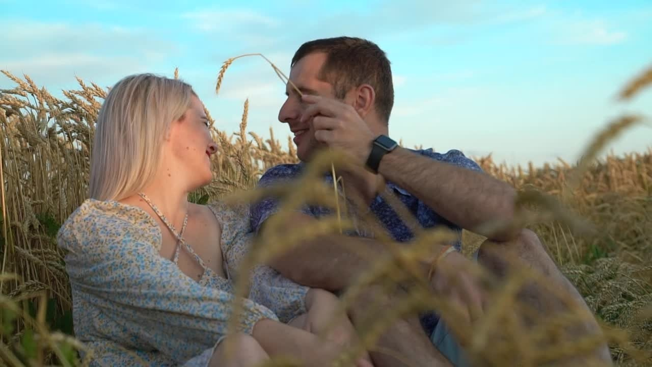 Съемка видео лавстори. Видеограф Осинина Татьяна — видеосъемка в Москве