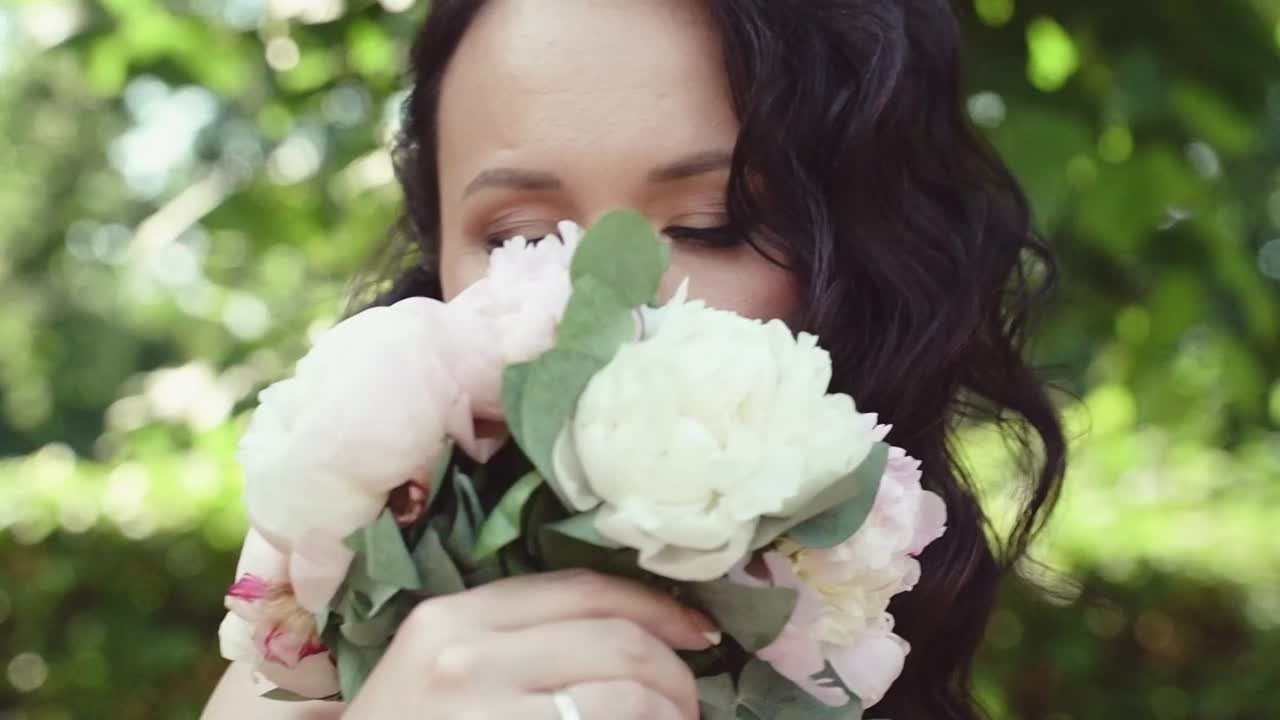 Видеосъемка регистрации брака и прогулки. Видеограф Осинина Татьяна — видеосъемка в Москве