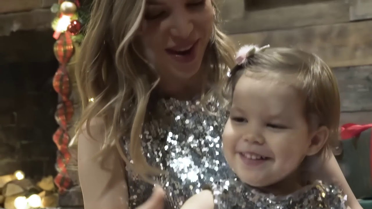 Бэкстейдж с новогодней съемки в модельном агентстве. Видеограф Осинина Татьяна — видеосъемка в Москве