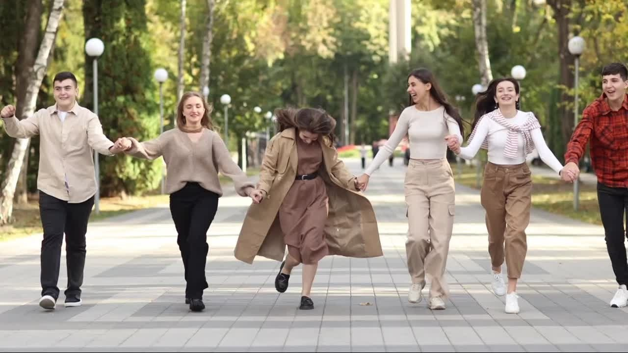 СРЕДНЯЯ ШКОЛА — 9Е КЛАССЫ. Школьный, детский, семейный фотограф на КМВ — Ковтун Юлия