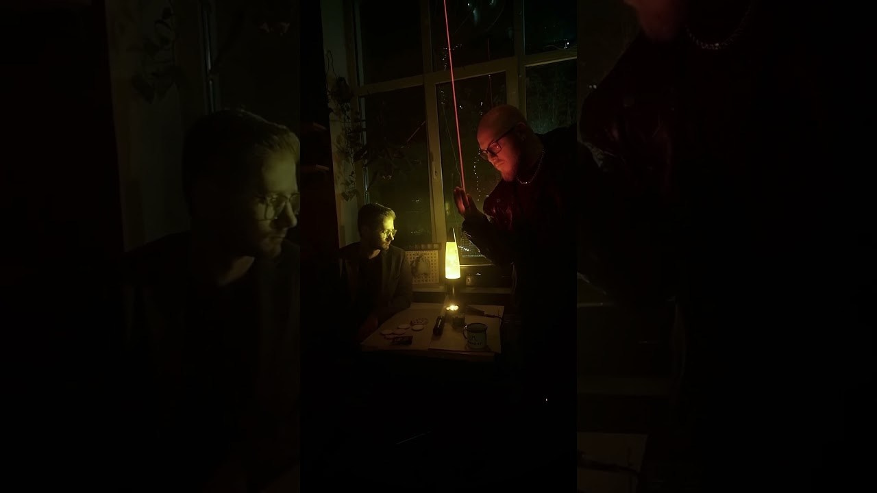 Frammenti. Fotografo a Mosca con un’atmosfera notturna di foto