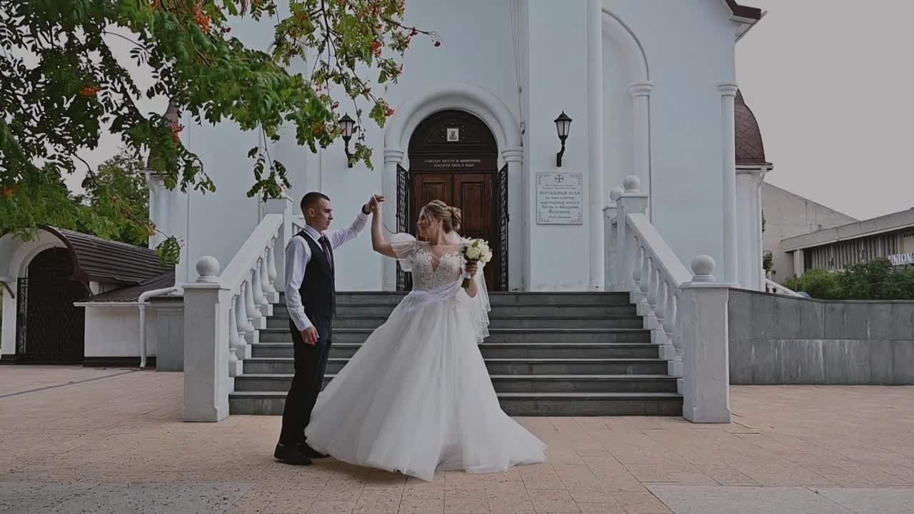 Свадебное видео. Семейный фото и видео оператор Светлана Забава Тольятти Самара