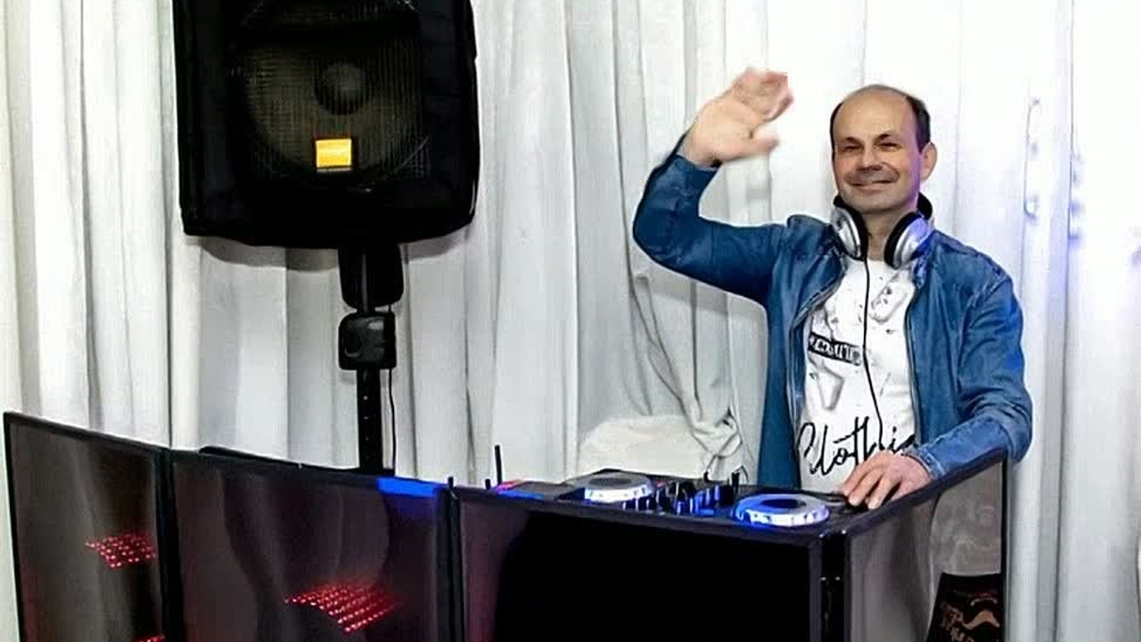 Звукооператор Алексей Михалко. Ведущий, Тамада, DJ, фото в Перми. Хорошее настроение