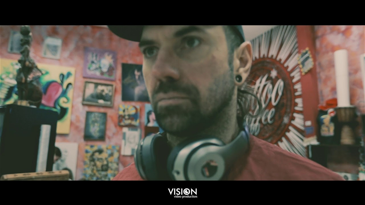 Мастер татуировки — Михаил Тау